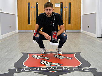 Dundalk sign Manchester City a...